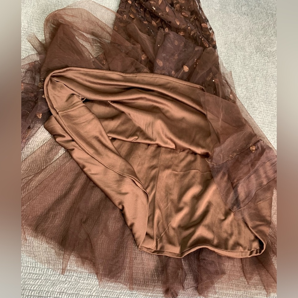 Elegant Brown Gown for Cocktail Events Wedding Prom Gala - Picture 15 of 16